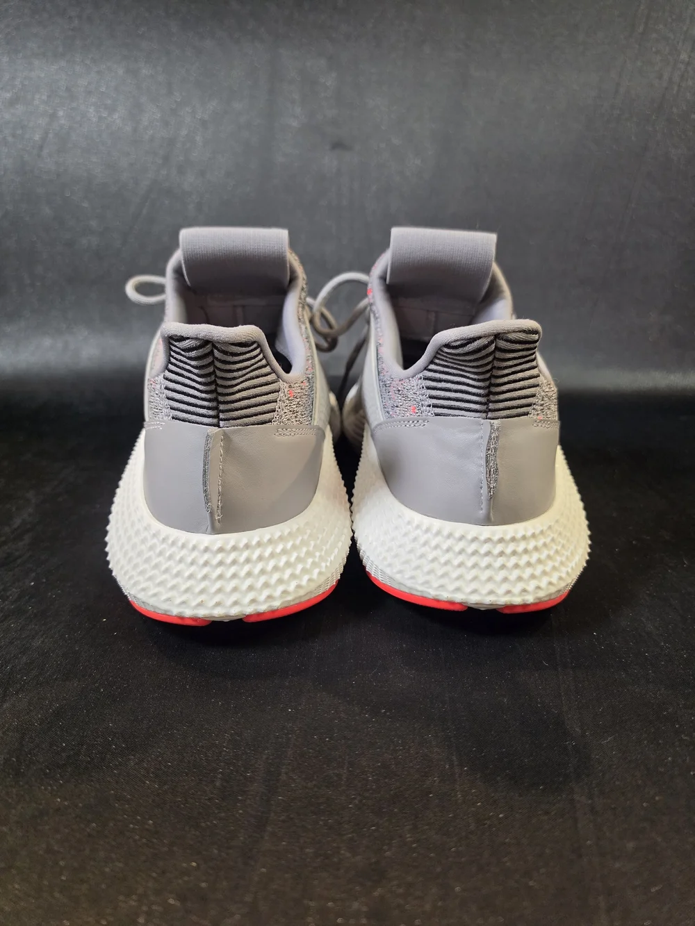Adidas Prophere CQ3023 Mens Size 11 Gray White Solar Red Knit Sneakers Shoes